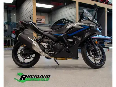 2025 Kawasaki NINJA 500 SE The 2025 Kawasaki Ninja 500 offers an exhilarating riding experience with...