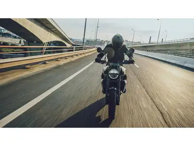 2027 Husqvarna SVARTPILEN 801 Husqvarna SVARTPILEN 801 2027 Les photos peuvent être à titre indicati...
