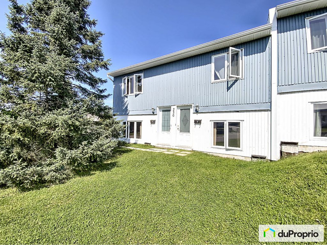 245 000$ - Duplex à vendre à Rimouski (Rimouski) dans Maisons à vendre  à Rimouski / Bas-St-Laurent - Image 2