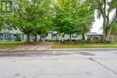 Why rent??? This home with large principle rooms features 4 bedrooms, 2 baths, hardwood floors, main...