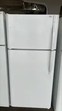Réfrigérateur blanc standard avec 1 an de garantie