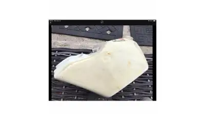 1984 Yamaha YZ125 Tank $235CAD Nice used condition Text or leave message 2zero4-572-8282 Worldwide D...