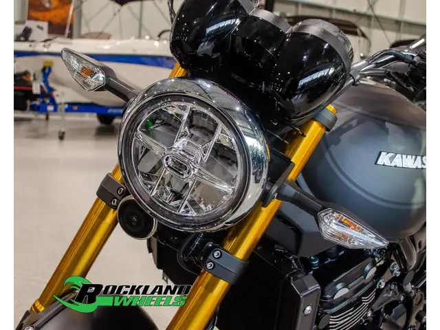 2025 Kawasaki Z900RS SE in Sport Touring in Ottawa - Image 6