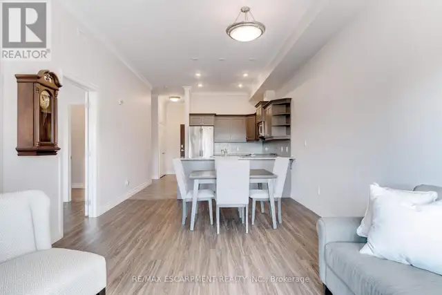 106 - 3290 NEW STREET Burlington (Roseland), Ontario in Houses for Sale in Oakville / Halton Region - Image 16