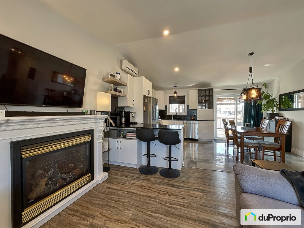 $399,000 - Bungalow for sale in Jonquière (Jonquière) — photo 3