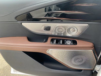 The 2026 Lincoln Nautilus Reserve takes the well-appointed foundation of the Premiere trim and adds... (image 5)
