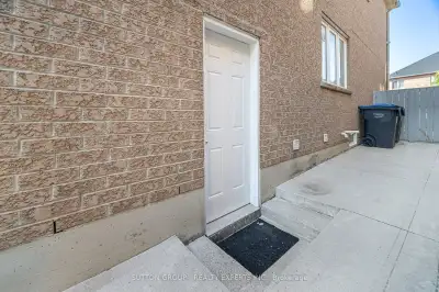5 Freedom Oaks Tr BasementBrampton Ontario L6P 3L1