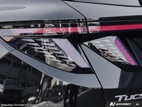 This Hyundai Tucson has a trusty Regular Unleaded I-4 2.5 L/152 engine powering this Automatic trans... (image 9)