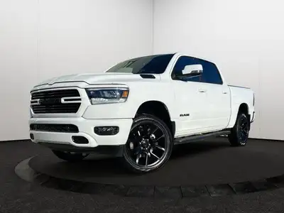 This Ram 1500 has a powerful Gas/Electric V-8 5.7 L/345 engine powering this Automatic transmission....