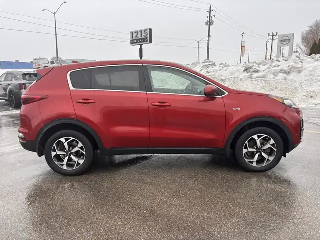 2022 Kia Sportage LX in Cars & Trucks in Brantford - Image 8