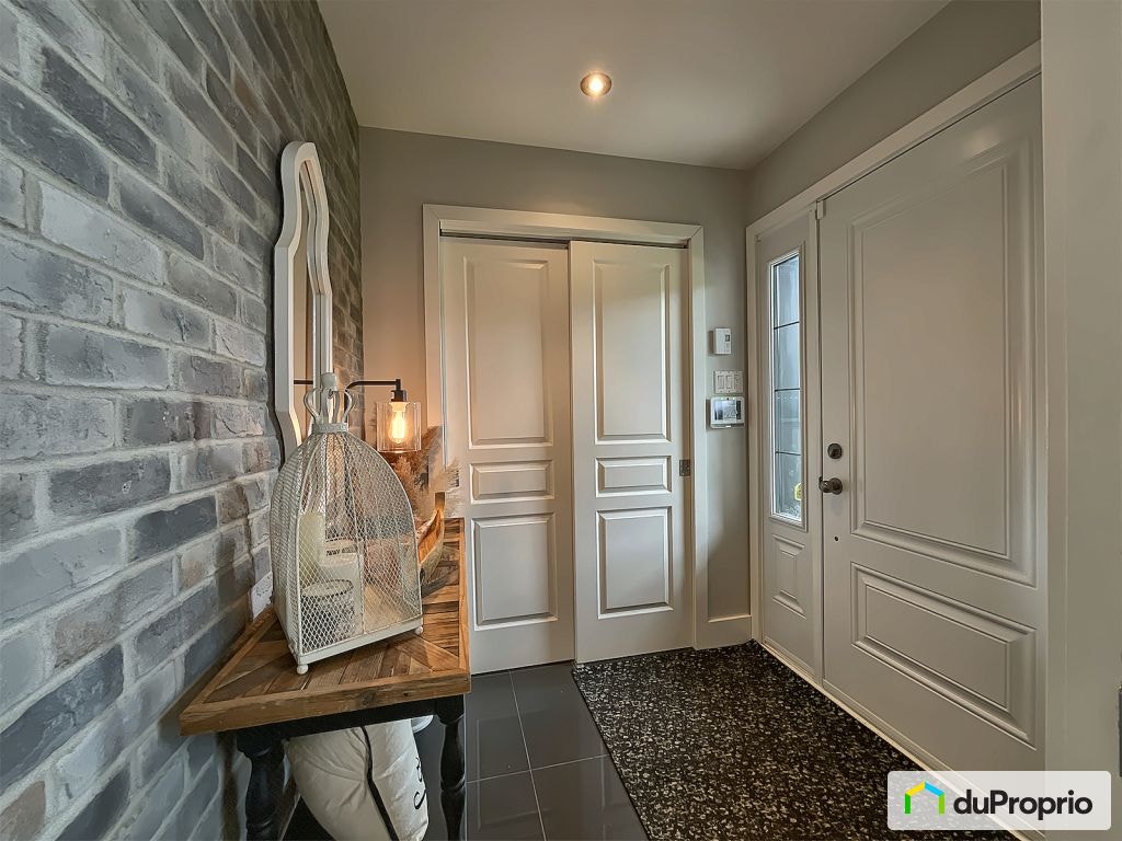 $749,900 - Bungalow for sale in Ste-Mélanie — photo 3