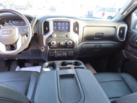 Recent Trade in, 2020 GMC Sierra 1500 SLT, 5.3 L V8 4x4. Comes with leather heated front seats, heat... (image 7)