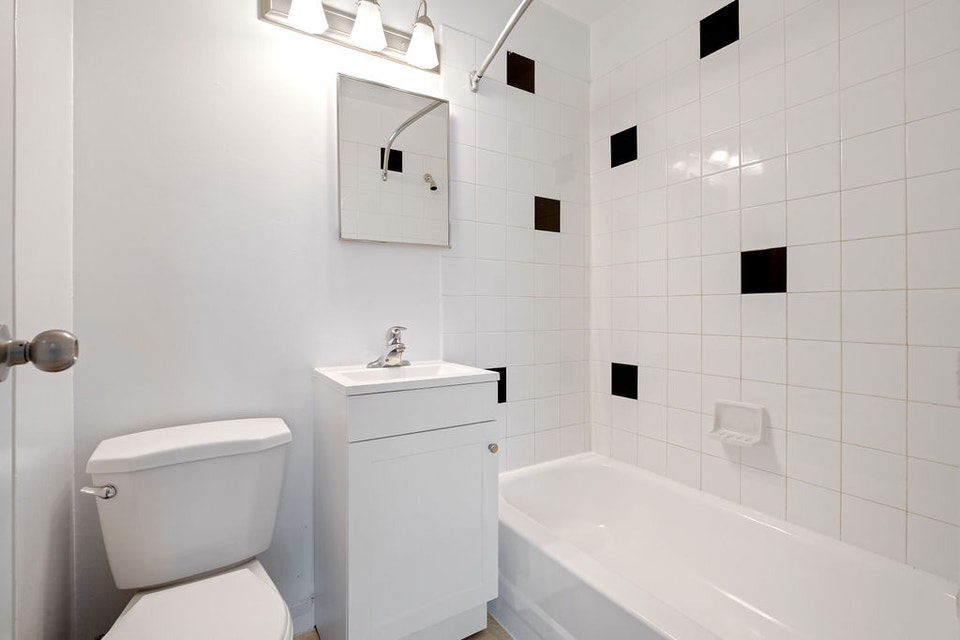 Arbor Village Hollington: Apartment for rent in 4