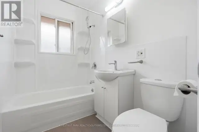 103 MARLBOROUGH AVENUE Kitchener, Ontario in Houses for Sale in Kitchener / Waterloo - Image 16