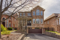 2242 NIGHTINGALE Way Oakville, Ontario