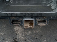 The Pinnacle of Heavy-Duty Luxury | Pre-Owned 2022 Ford F-350 Platinum Crew Cab 4x4 with 6.7L Power... (image 9)