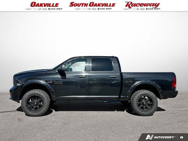 2018 Ram 1500 EXPRESS | BIG TIRES AND RIMS | CREW | V8 HEMI | in Cars & Trucks in Oakville / Halton Region - Image 3