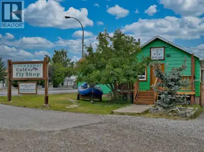 Welcome to the Crowsnest Pass, your Rocky Mountain playground in South West Alberta! Excellent highw...