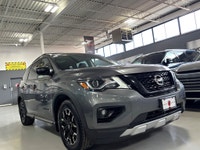 **SUMMER SPECIAL!** ROCK CREEK EDITION, FEATURING : 7 PASSENGER SEATING, ROOF RACK, DUAL SUNROOF, BL... (image 1)
