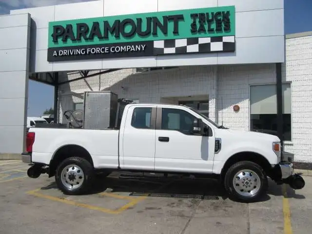 2022 Ford F-250 GAS 4X4 EXT CAB WITH HI-RAIL PACKAGE in Cars & Trucks in Oakville / Halton Region - Image 3