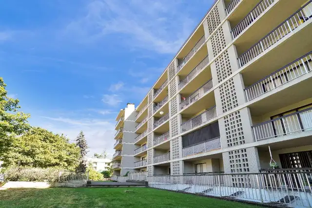 Sydney Place Apartments - 2 Bedroom available at 544 Sydney Aven in Long Term Rentals in Tricities/Pitt/Maple - Image 20