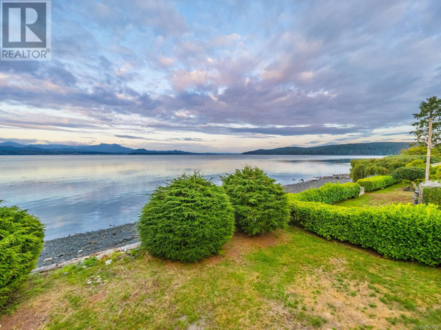 310 1st St Sointula, British Columbia in Houses for Sale in Sunshine Coast - Image 2