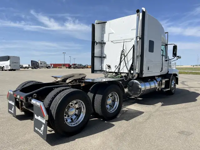 2020 Mack Anthem 64T 70 18 speed in Heavy Trucks in Regina - Image 6