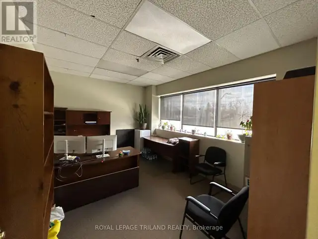 1150 FRANCES STREET N London East (East M), Ontario in Commercial & Office Space for Rent in London - Image 5