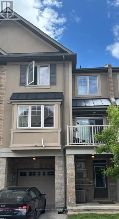 35 - 201 WESTBANK TRAIL Hamilton (Stoney Creek Mountain), Ontari