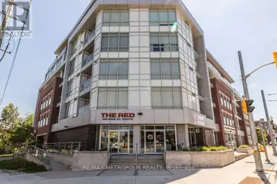 Beautiful 1 +1 Condo Suite Available For Rent At The Gorgeous Red Condominium Located In Uptown Wate...