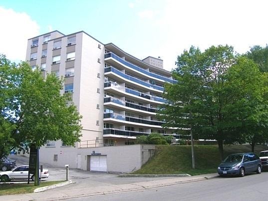 2 Bedroom Apartment for Rent - 7 Elizabeth Street North 4