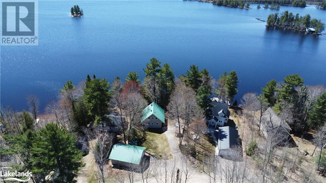 34 LAKEVIEW Road Sprucedale, Ontario in Houses for Sale in Muskoka