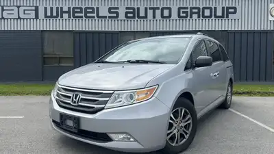 Listed here is the 2013 Honda Odyssey, EX, FWD. This vehicle is powered by a 3.5L V6 engine. This ve...