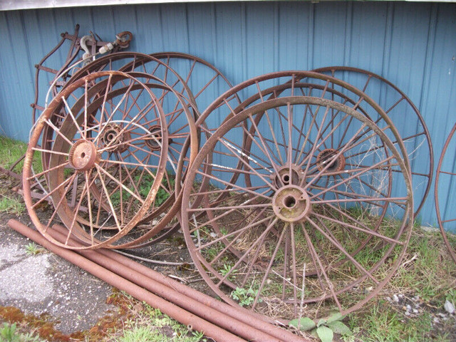 Old Steel Wheels in Arts & Collectibles in Belleville