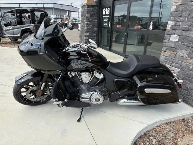 2023 Indian Motorcycle Challenger LTD in Sport Touring in Saskatoon - Image 5
