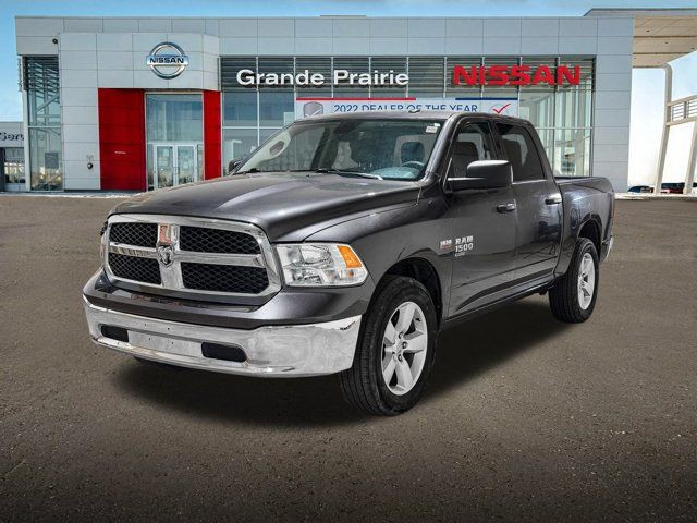 2022 Ram 1500 Classic SLT | 6-Seater | 5.7L V8 | Backup Camera in Cars & Trucks in Grande Prairie