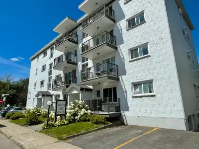 2 1/2 À louer (Loft), 2e étage, Non meublé, Chauffé et eau chaude inclus, Électricité non inclus, Fr...