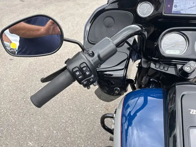 2023 Harley-Davidson Road Glide Special ~ QUICK DETACH TOUR PAK  in Sport Touring in City of Toronto - Image 24