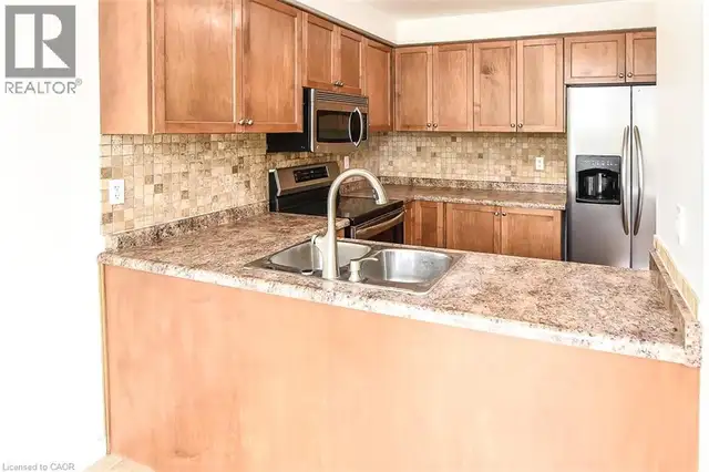 37 CORNERSTONE Drive 10th Line Shore, Ontario in Long Term Rentals in Hamilton - Image 14