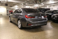 This BMW 3 Series has a strong Intercooled Turbo Premium Unleaded I-4 2.0 L/122 engine powering this... (image 4)