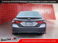 4 cylindres de 2,5 L, transmission automatique avec OD, jantes en alliage de 17", becquet à lèvres,... (image 8)