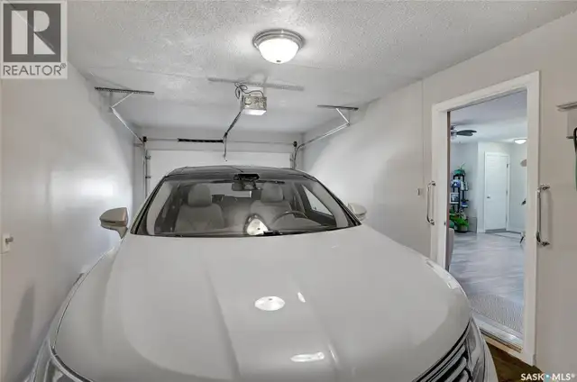 704 Leeville DRIVE Assiniboia, Saskatchewan in Houses for Sale in Moose Jaw - Image 31