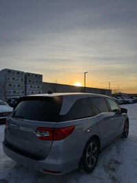 2019 Honda Odyssey EX-L : One Owner | Very Well Serviced | 220470 km's | Extra Set of Tires | 8-Pass... (image 3)