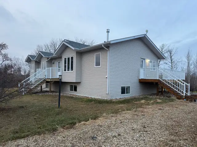 Acreage For Sale- 4kms From Peace River