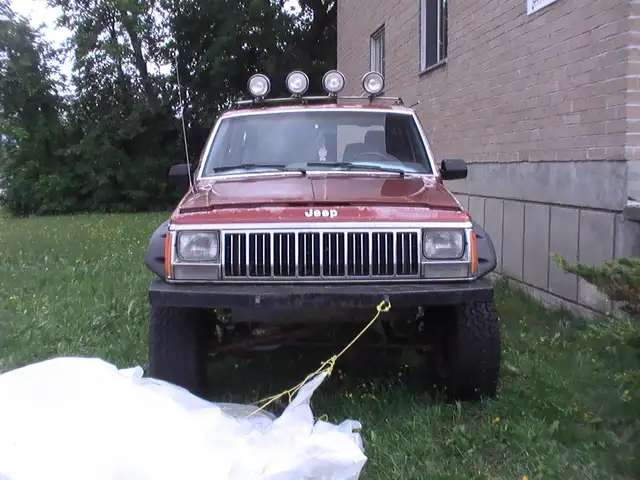 For sale for project: 2 Jeep Cherokee XJ 1990