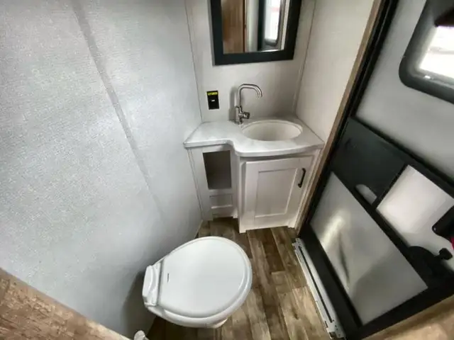 2022 Keystone RV Arcadia 3940LT in Travel Trailers & Campers in Kamloops - Image 36