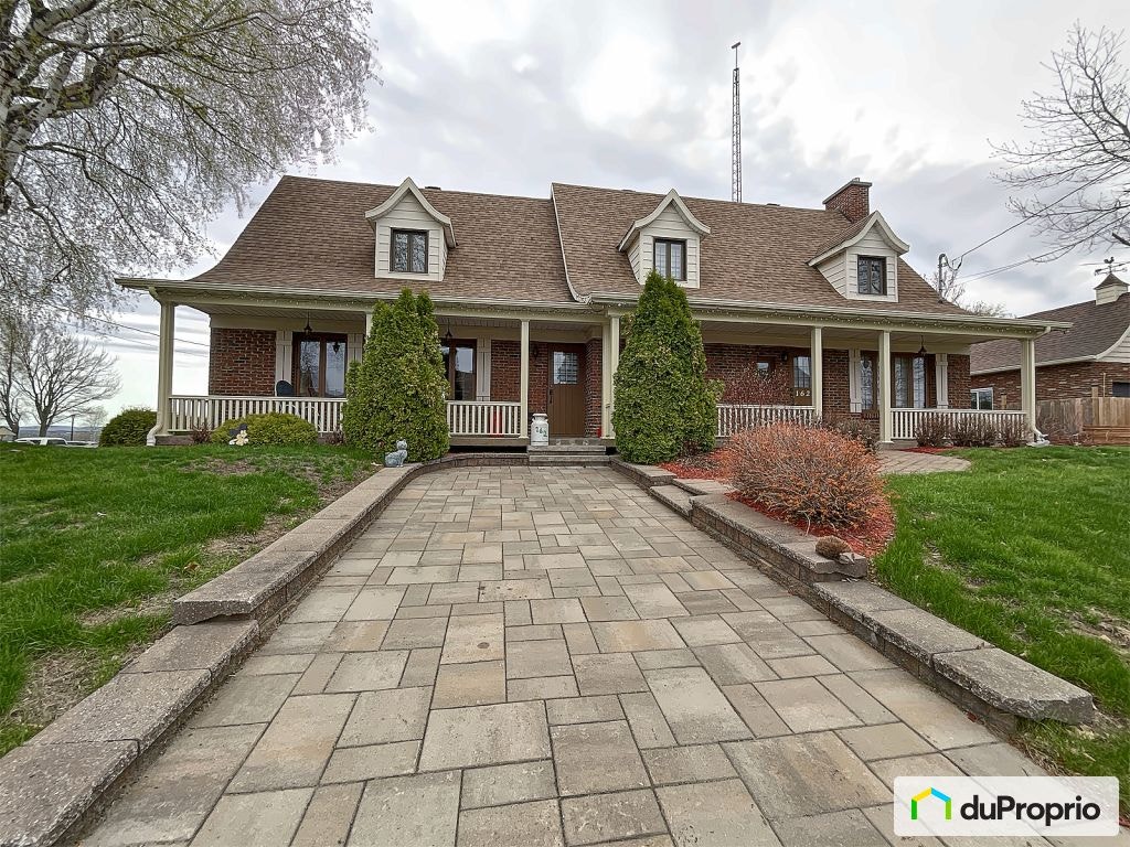 $449,900 - 2 Storey for sale in Ste-Croix — photo 1