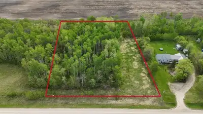R38//Portage La Prairie Rm/3 Acre building lot located south of Portage la Prairie, only minutes fro...