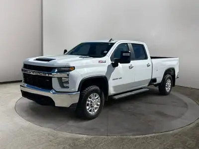 Only 59,000 Miles! This Chevrolet Silverado 3500HD boasts a Turbocharged Diesel V8 6.6L/ engine powe...