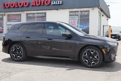 ACCIDENT FREE Premium Excellence Package Experience the future of driving with the 2023 BMW iX xDriv...